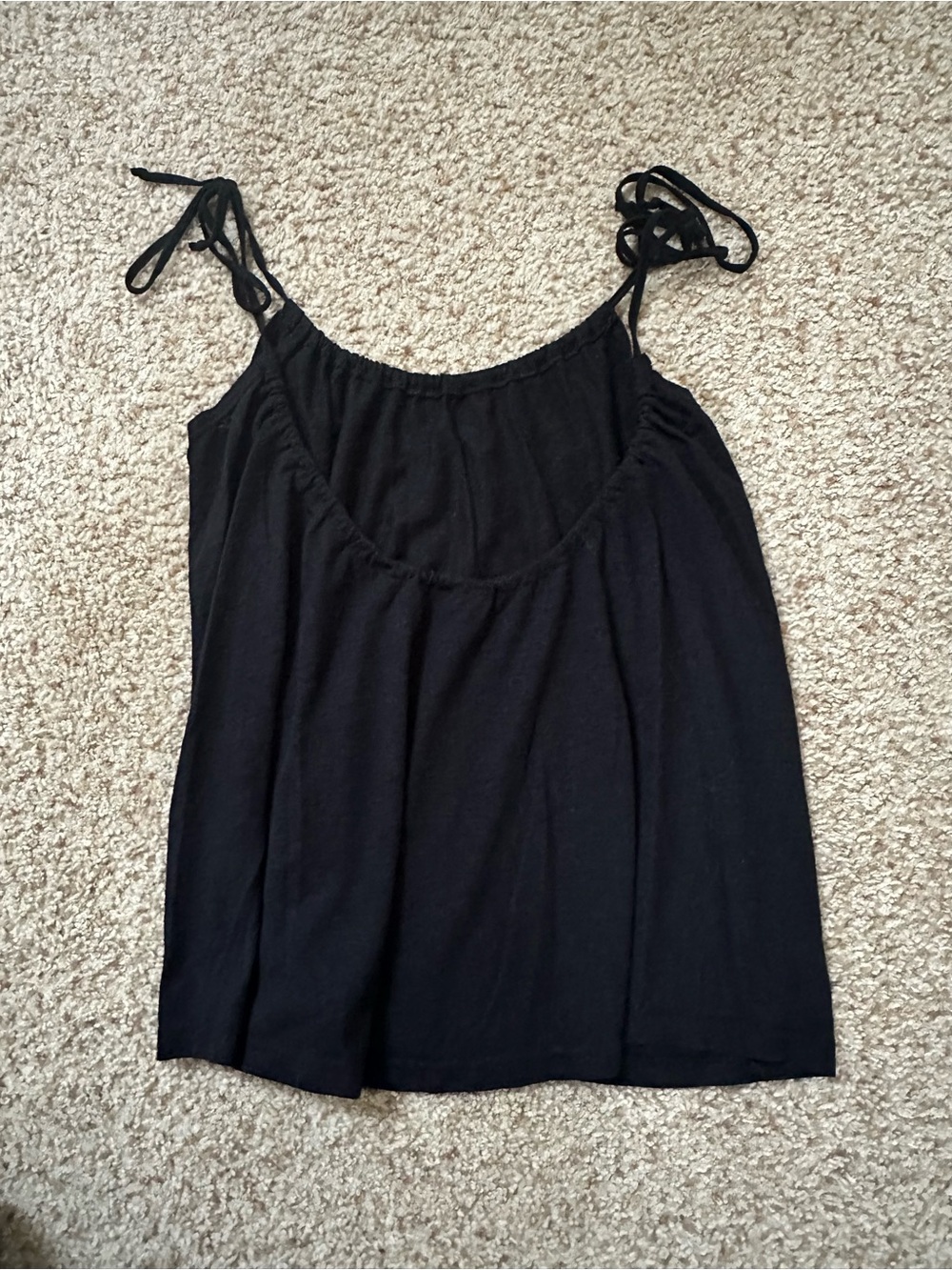 Supre Tank Top - Picture 2 of 3